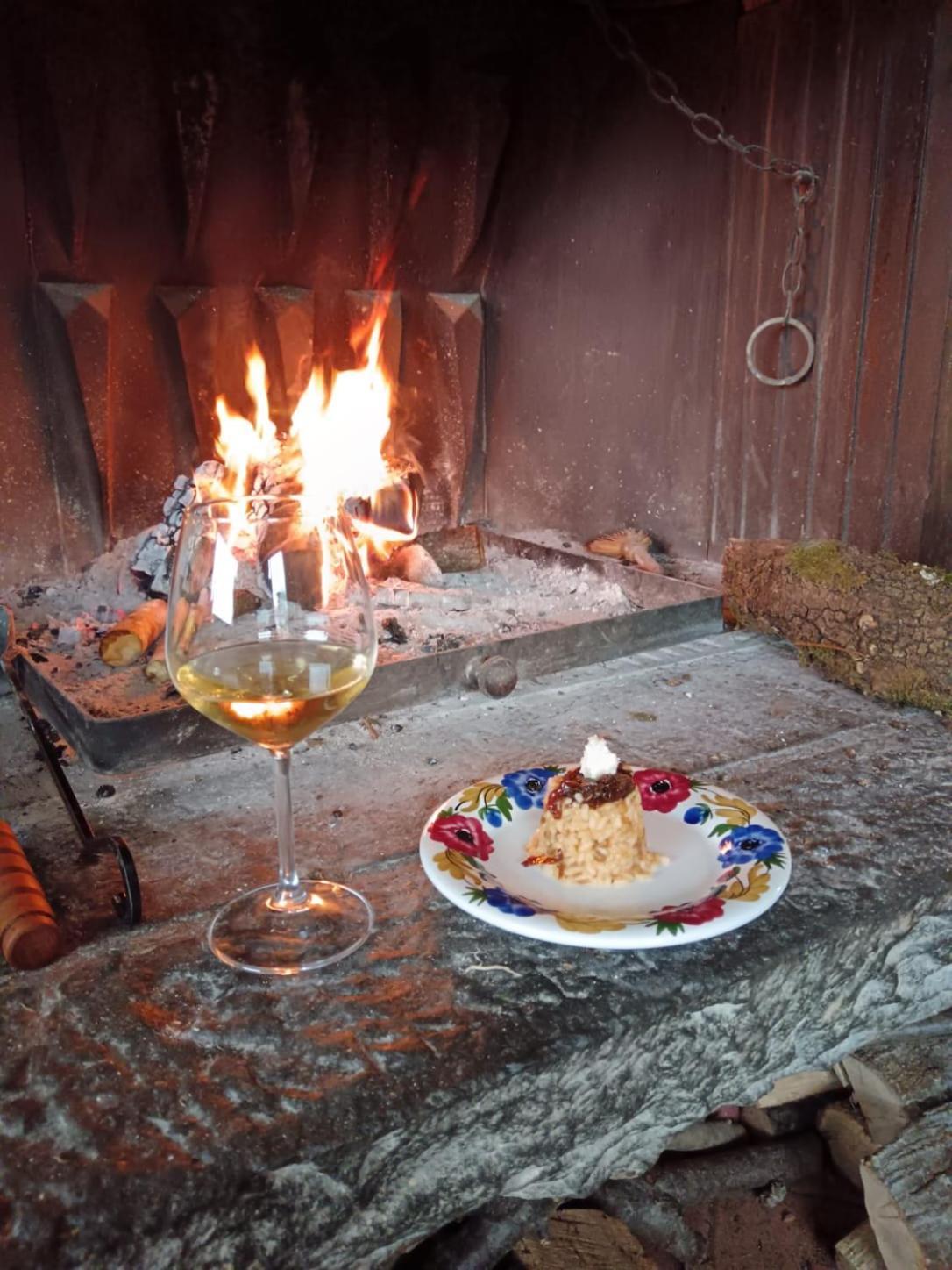 Ghigo La Locanda Di Torquato Montorgiali Экстерьер фото