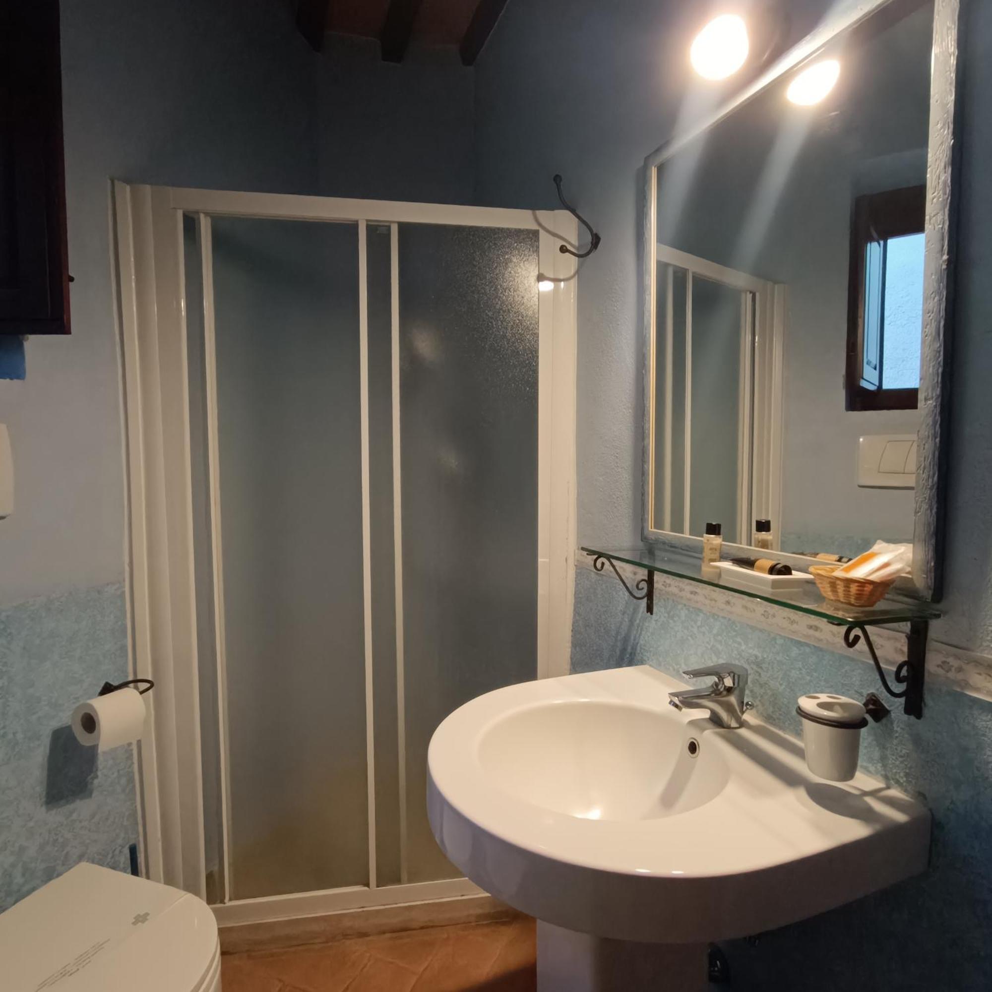 Ghigo La Locanda Di Torquato Montorgiali Экстерьер фото